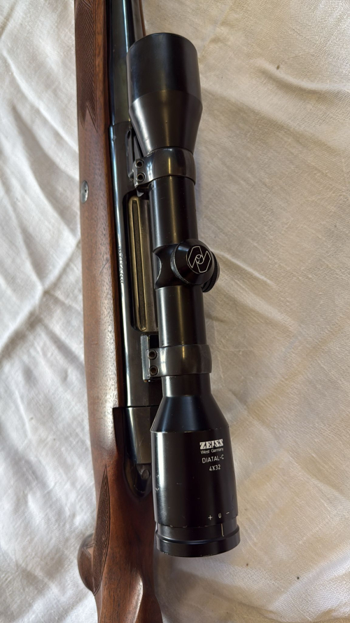 Repetierbüchse Voere Titan Kal. 375H&H