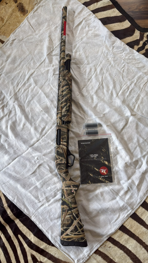 Repetierflinte Winchester Super X SXP WTFL Kal. 12/89 MOS GB 5+1